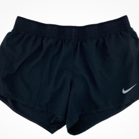 Nike Women's Black Athletic Shorts - Picture 1 of 3